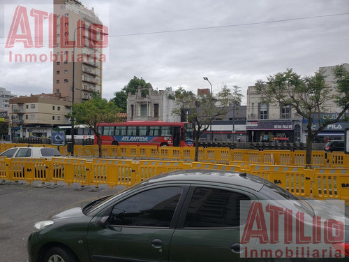 Imagen 9 de 9 de Nuñez Local Frente A Av. Cabildo (60m2) Con Vidriera De 8,25