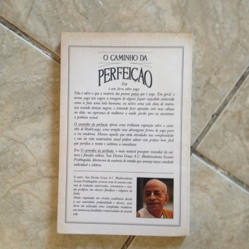 Livro O Caminho Da Perfeição Yoga Para A Era Moderna C2