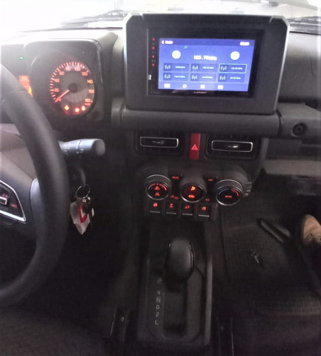 Imagen 8 de 10 de Suzuki Jimmy 1.5 Glx At 2020