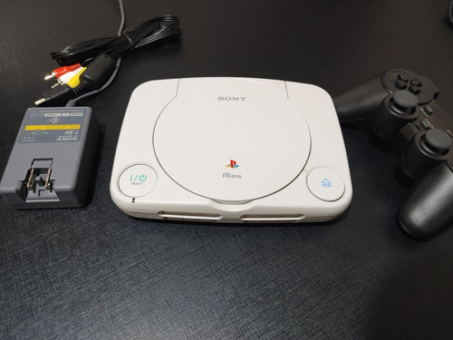 PSOne Slim Playstation (Playstation) – J2Games