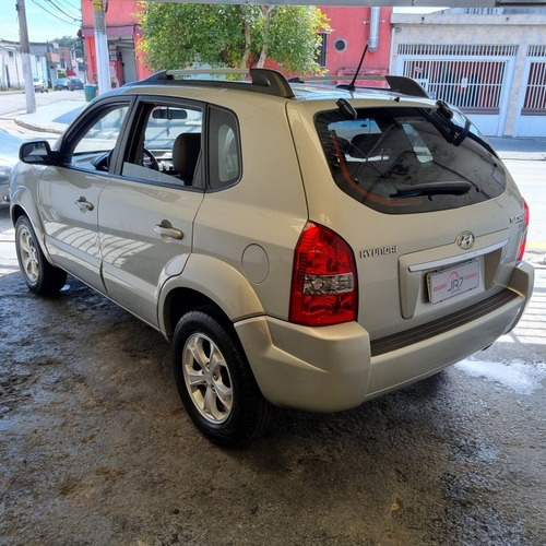 Imagem 6 de 15 de Tucson 2.0 Gls 4x2 Flex Aut. 5p