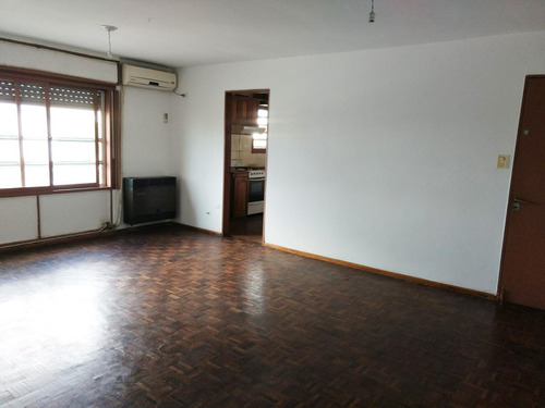 Departamento De 4 Dormitorios En Venta Cerca Del Centro !!! Increible!