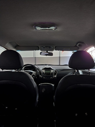 Imagen 9 de 15 de Hyundai Tucson 2012 2.0 Gls 5mt 2wd