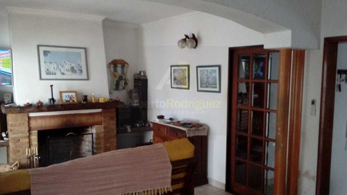 Casa Centrica En Lujan