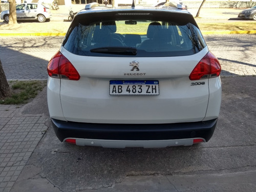Imagen 2 de 4 de Peugeot 2008 Allure Tiptronic 2017