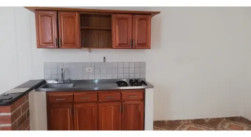 Casa Unifamiliar En Arriendo En La Ceja.