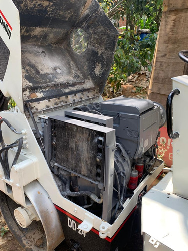 Vibrocompactador Ingersoll Rand Dd24