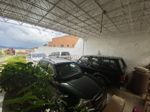 Se Vende Casa En La Lagunita Country Club Mls #24-1847