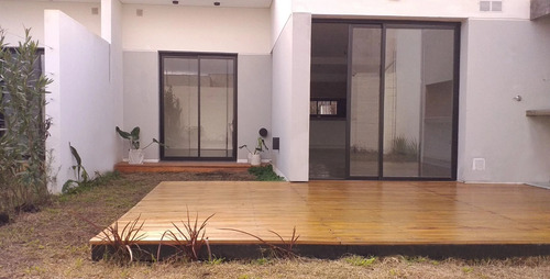 Imagen 4 de 6 de Moderna Casa En Ph A Estrenar, Cerca Del Centro De Lobos