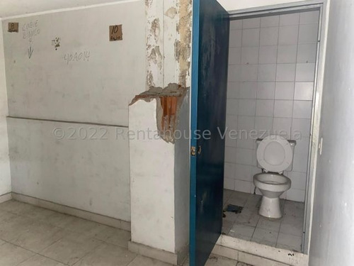 Imagen 11 de 14 de Local En Alquiler Catia 22-20894 Renta House Los Samanes