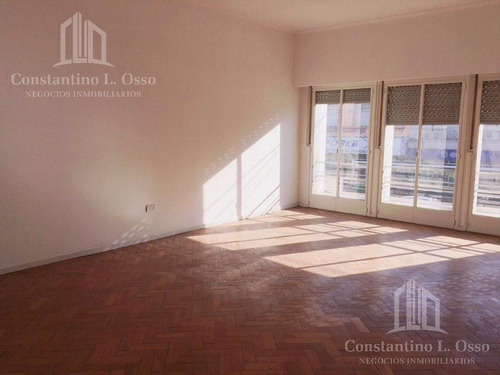 Imagen 4 de 30 de Edificio - Lote 8,66x35 - Fot 3 - Lanús Oeste