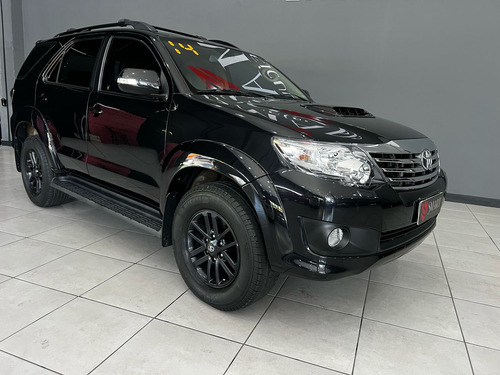 Toyota Hilux SW4 3.0 TDI 4x4 SRV 5L