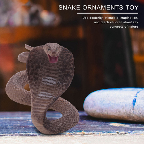 Modelo De Reptil Con Simulación De Queenly Para Cobra Snake
