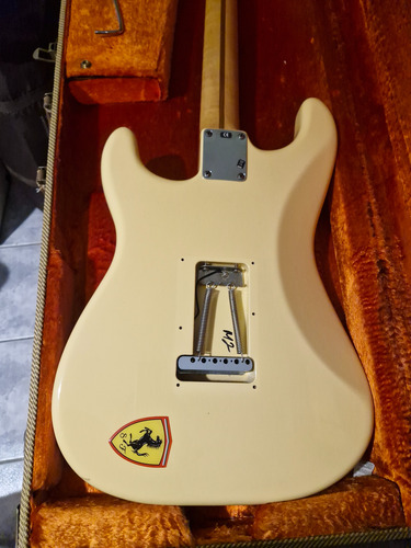 Fender Yngwie Malmsteen Usa Destro Amarelo Madeira De Bordo (Usado)