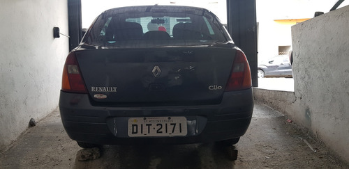 Clio Sedan 03 1.0 16v Privilège 4p Completo
