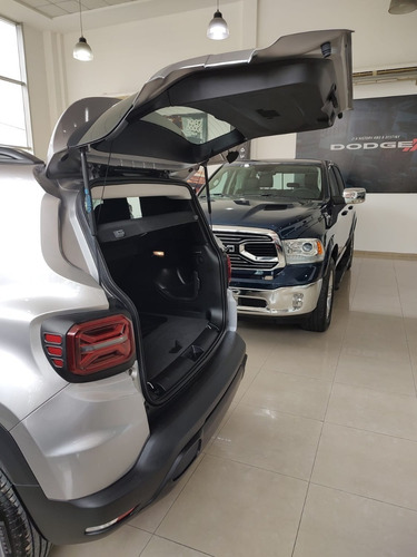 Imagen 5 de 25 de Jeep Renegade 1.8 Agencia Oficial Novo Cars
