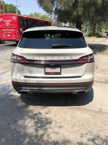 Lincoln Nautilus SELECT
