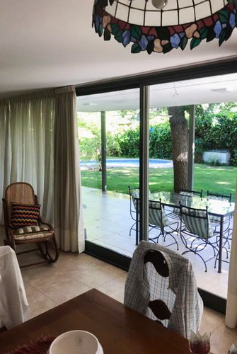 Imagen 4 de 11 de Casa En Excelente Zona De Chacras