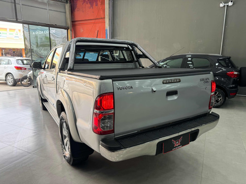 Toyota Hilux 2.7 Srv Cab. Dupla 4x4 Flex Aut. 4p