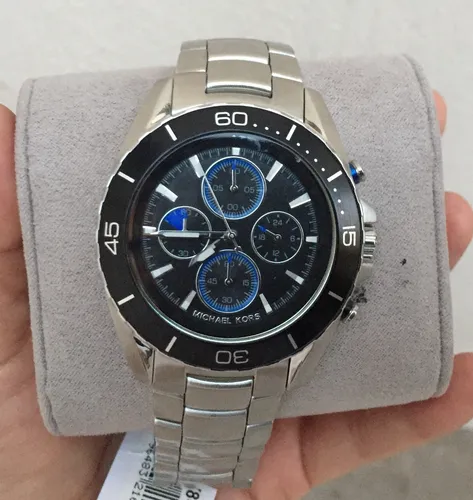 Michael kors jet master best sale