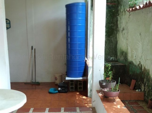 Imagen 19 de 23 de Omar Espinoza Ofrece En Venta Grandiosa Casa Quinta En Guatire Valle Arriba A Precio Insuperable