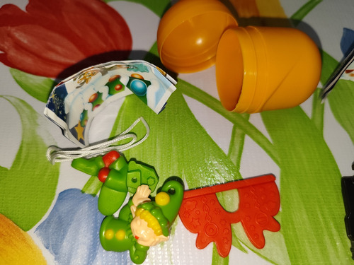 Huevo Kinder Edición Navidad Set (Usado)