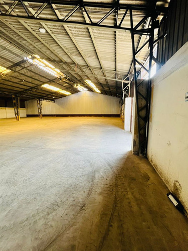 Arriendo Bodega 600m2 Lo Espejo- Camino Lonquen