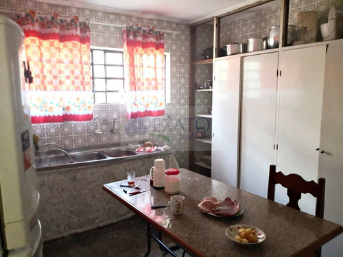 Imagem 11 de 15 de Sobrado Com 4 Dormitórios Sendo 2 Suites E 4 Vagas! - Em51083