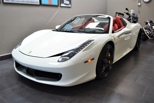 Imagen 1 de 15 de Ferrari 458 Spider 2013