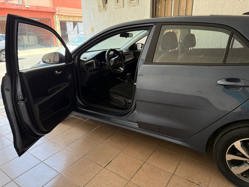 Kia Rio 1.6 Lx Hatchback At
