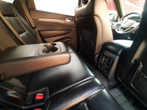 Jeep Grand Cherokee 3.6 Limited Lujo 4x2 Mt