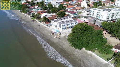 Imagem 8 de 15 de Casa No Bairro Perequê Em Porto Belo Sc - 1364