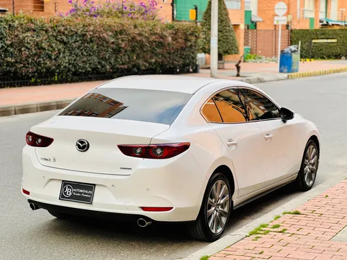 Mazda 3 2.0 Grand Touring At Hibrido Ligero - Mhev