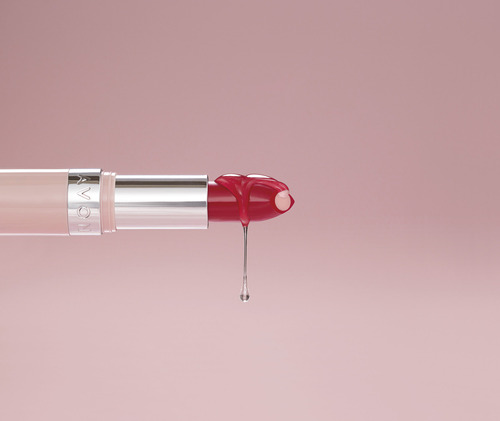 Labial Hydramatic Radiante Coral Con Acido Hialurónico Avon
