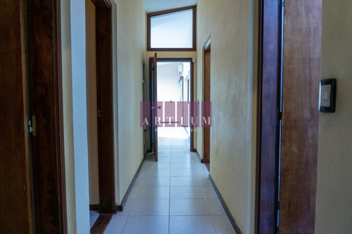 Agradable Entorno- Ref: 211