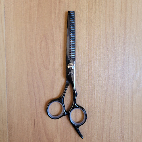 Kit 3 Tesouras Profissionais Barbeiro Fio Laser Navalhas