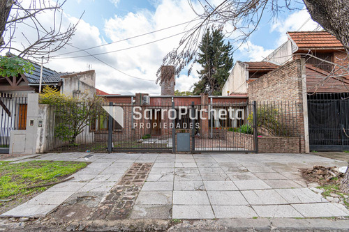Venta Casa 3 ½ Ambientes En Castelar.