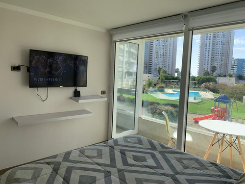 Tu Nuevo Hogar Amplio, Luminoso Y Full Amoblado Junto Al Mar