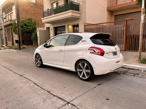 Imagen 8 de 25 de Peugeot 208 No Felline No Gt No Allure