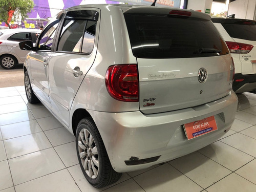 Imagem 6 de 10 de Volkswagen Fox 2014