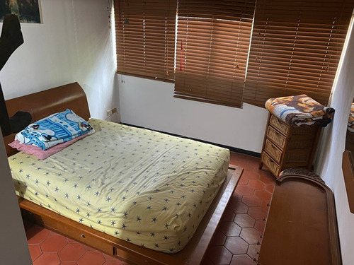 Imagen 15 de 25 de Venta De Casa En Los Chorros, Calle El Rosario, Municipio Secre