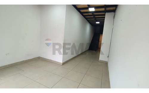 Local Comercial Calle Principal Talagante