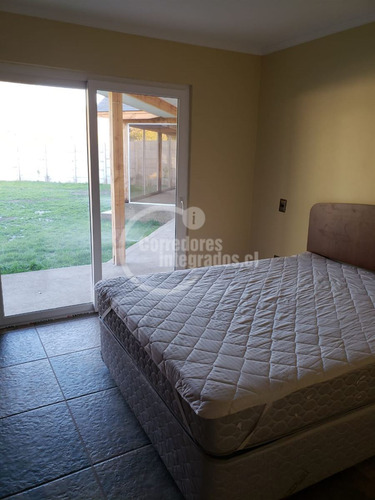 Casa En Venta De 3 Dorm. En Olmué