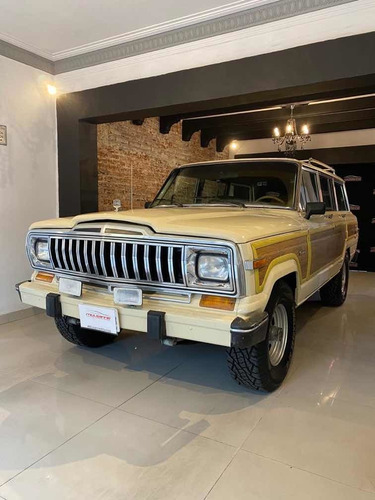 Jeep Wagoneer Doble Tracción