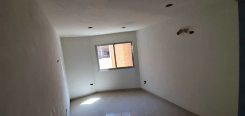 Imagen 14 de 18 de En Venta Townhouse Villas Del Rocio Obra Blanca Porcelanato.