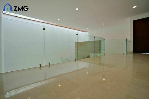 Preciosa Casa En Mitica