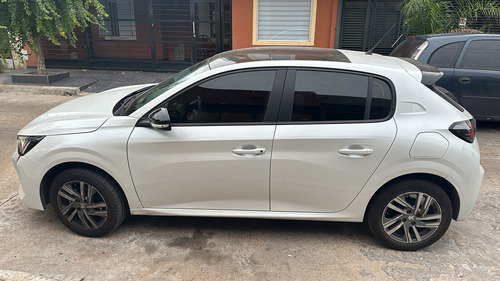 Peugeot 208 1.6 Feline Tiptronic