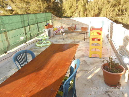 Imagen 24 de 28 de Casa De Dos Dormitorios En Venta Tipo Duplex En Fisherton
