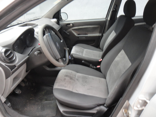 Ford Fiesta 1.6 Ambiente Mp3