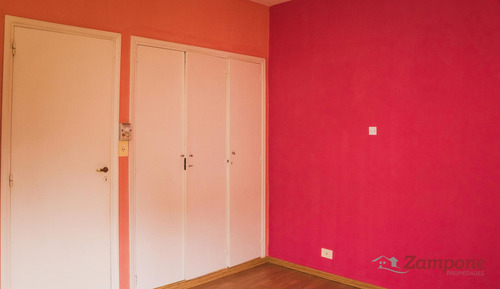 Venta De Casa Multifamiliarconstruida S/ Lote Propio De 454 M2, Ideal P/2 Familias -el Palomar